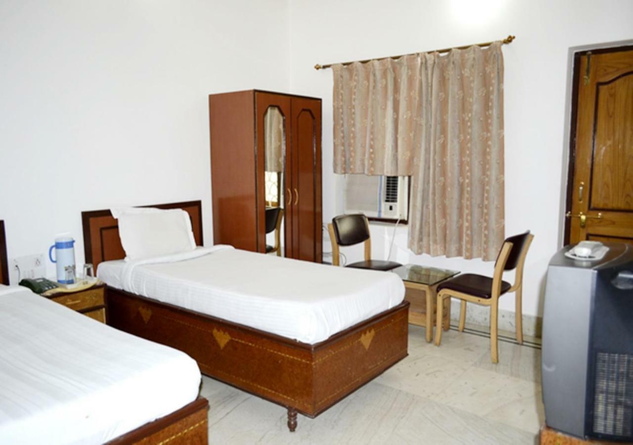 Hotel Tokyo Vihar Bodh Gaya Exterior foto